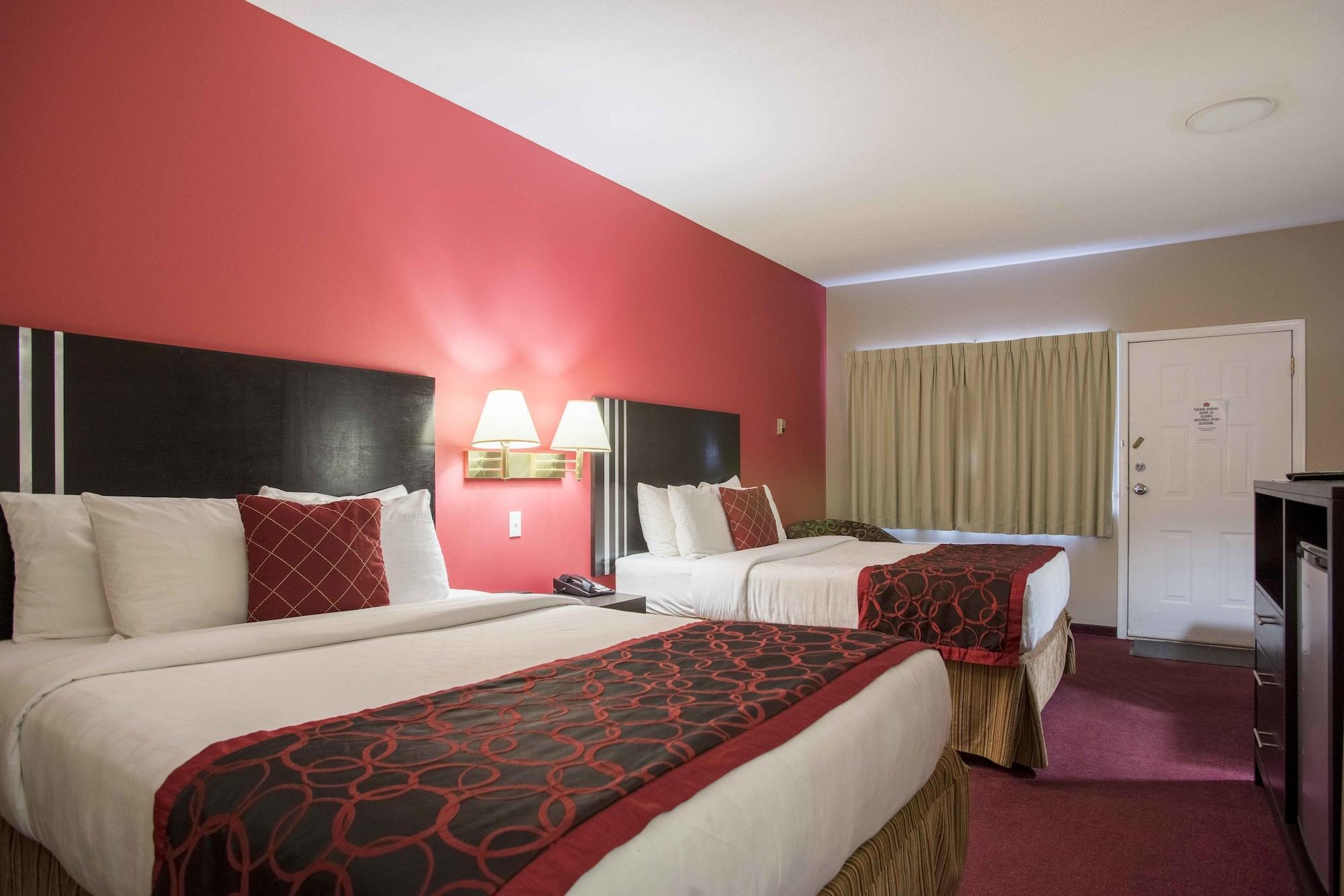 Ramada Limited 100 Mile House Hotel Luaran gambar