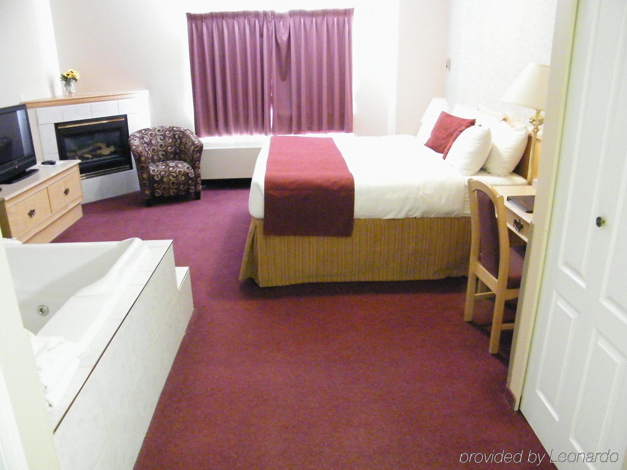 Ramada Limited 100 Mile House Hotel Luaran gambar